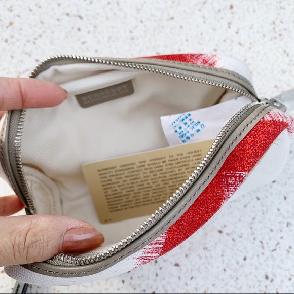 NWT Authentic Burberry Giant Check Cosmetic Bag - Picture 4 of 5